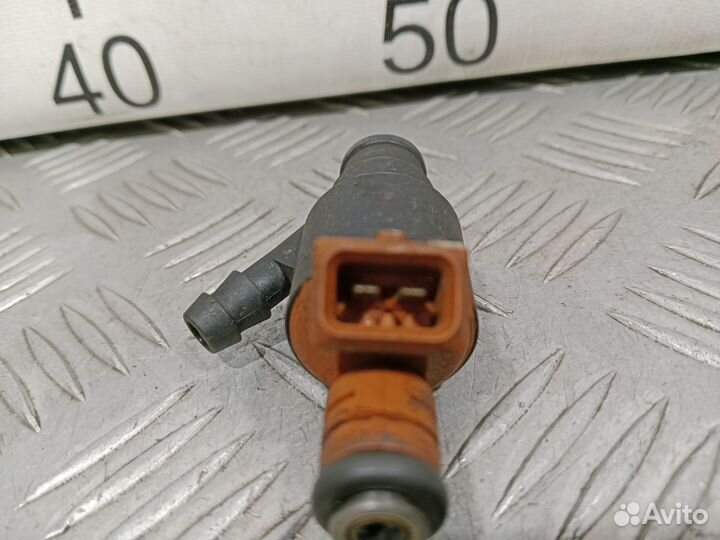 Б/У Форсунка инжекторная электрическая BMW #001