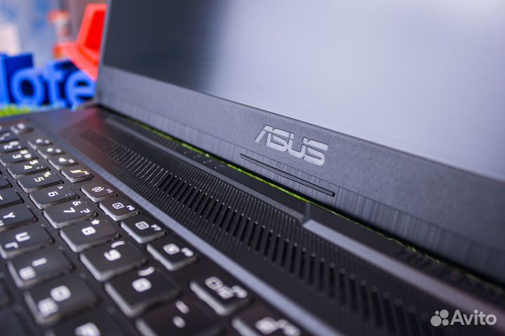 Игровой ноутбук Asus ROG 17 дюймов, 1650Ti, 16Gb