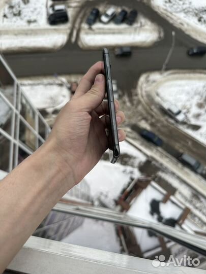 iPhone X, 64 ГБ