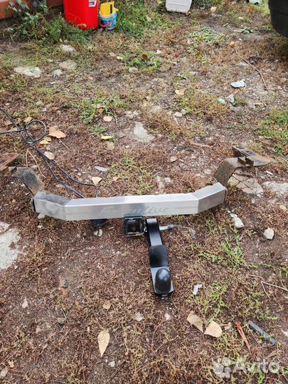 Фаркоп Toyota Land Cruiser 200