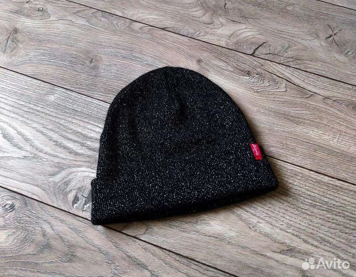 Шапка женская Levis