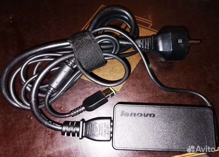 Блок питания lenovo