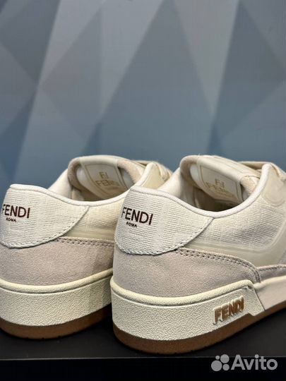 Кроссовки fendi match