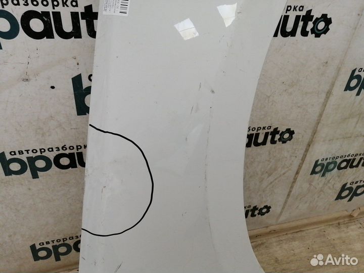 Крыло переднее правое 41357133228 BMW 1 серия E81