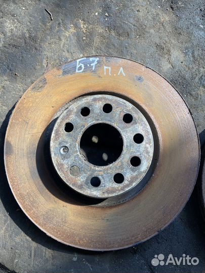 Диски тормозные передние Volkswagen Passat B7