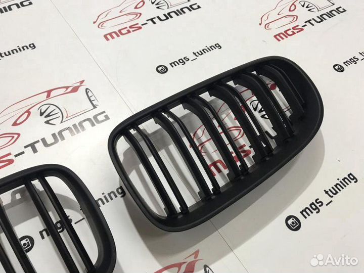 Ноздри BMW 3 серии E92 10-13г Черный Мат