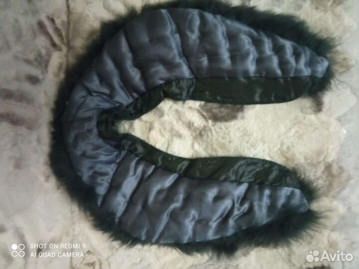 Меховой воротник с манжетами