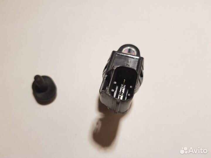 Датчик положения распредвала Mitsubishi