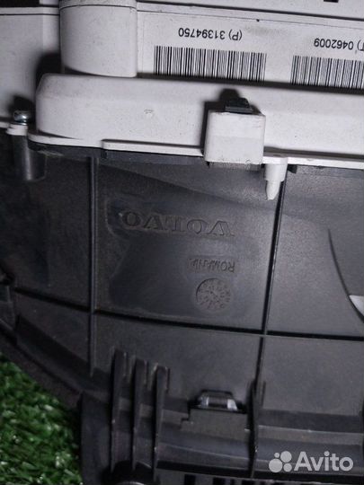Панель приборов Volvo S60 FS48