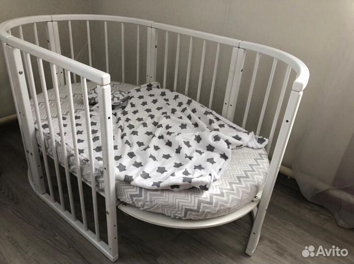 Кроватка трансформер с маятником круглая, овальная