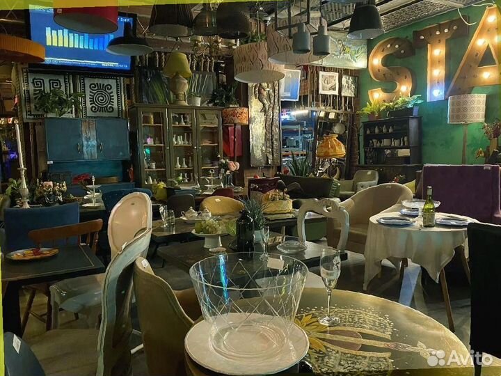 Свет и декор для кафе