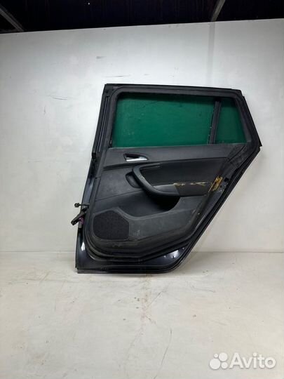 Дверь боковая задняя правая Opel Insignia 2014