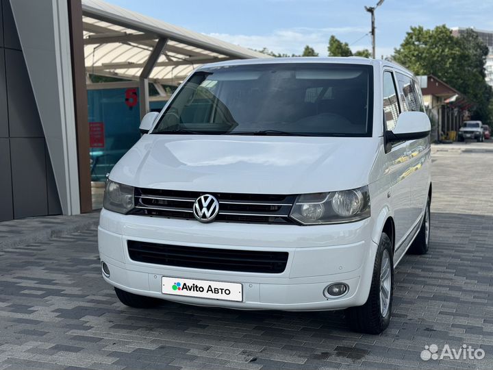 Volkswagen Caravelle 2.0 AMT, 2012, 180 249 км