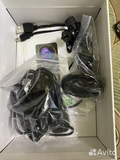 Видеорегистоатор navitel DR900 full HD