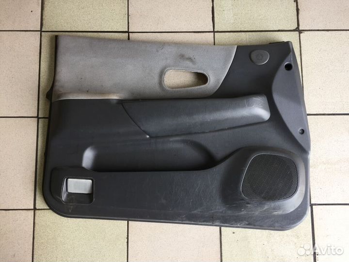 Дверные карты 3 шт. Mitsubishi Montero Sport 1