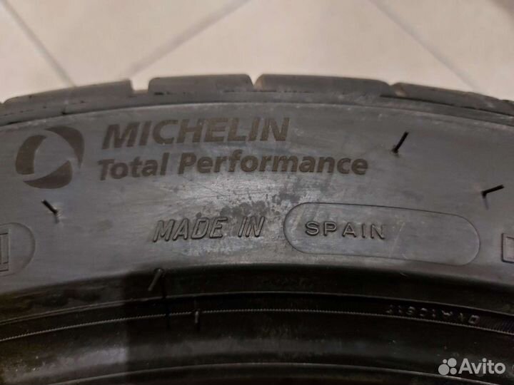 Michelin Pilot Sport 4 S 245/40 R20 99Y
