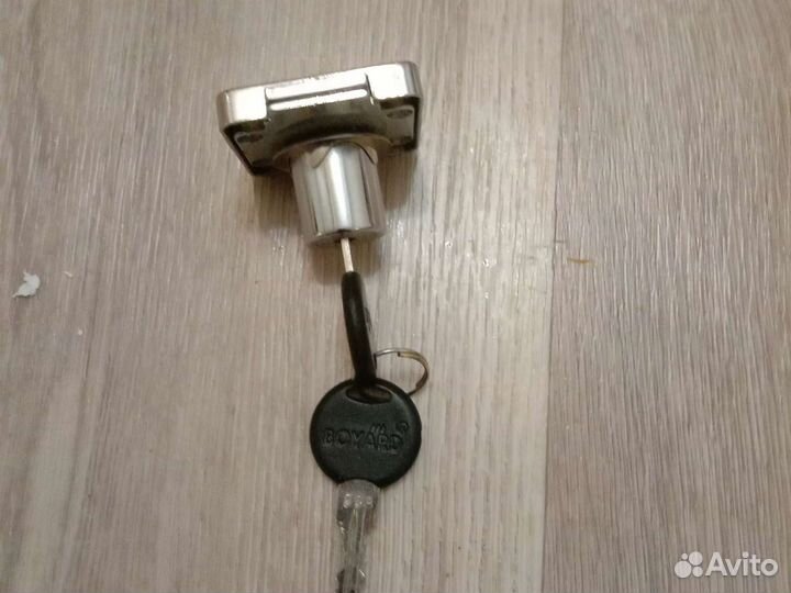 Замок, 2 ключа