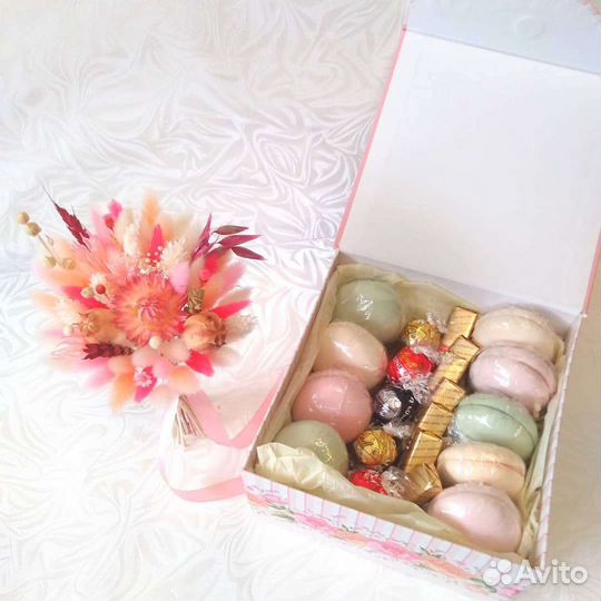 Букеты и композиции из сухоцветов и стабилизирован