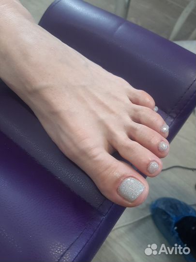 Маникюр и педикюр