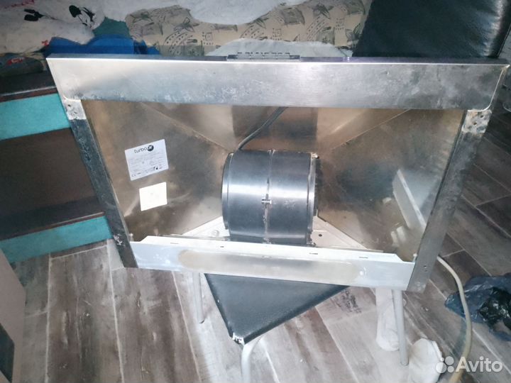 Вытяжка для кухни certosa