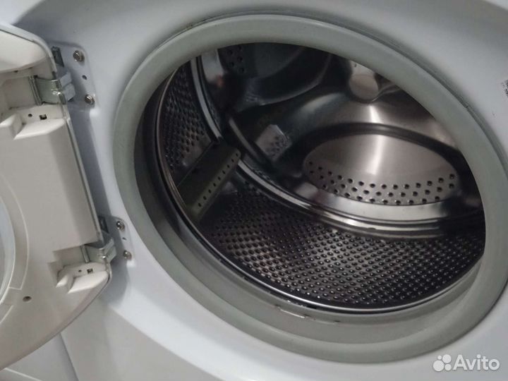 Стиральная машина Аристон arsf 80