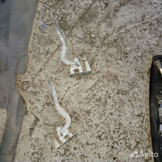 Петли капота на lifan х50