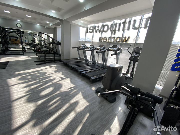 Абонемент в фитнес клуб