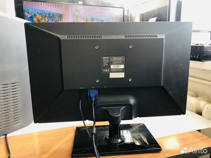 Монитор dexp M2150 -21 дюйм