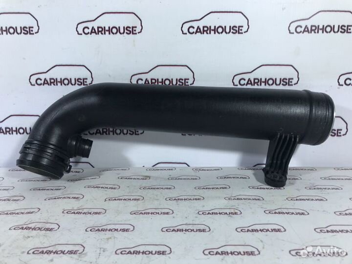 Патрубок воздушного фильтра Volkswagen Tiguan 2.0