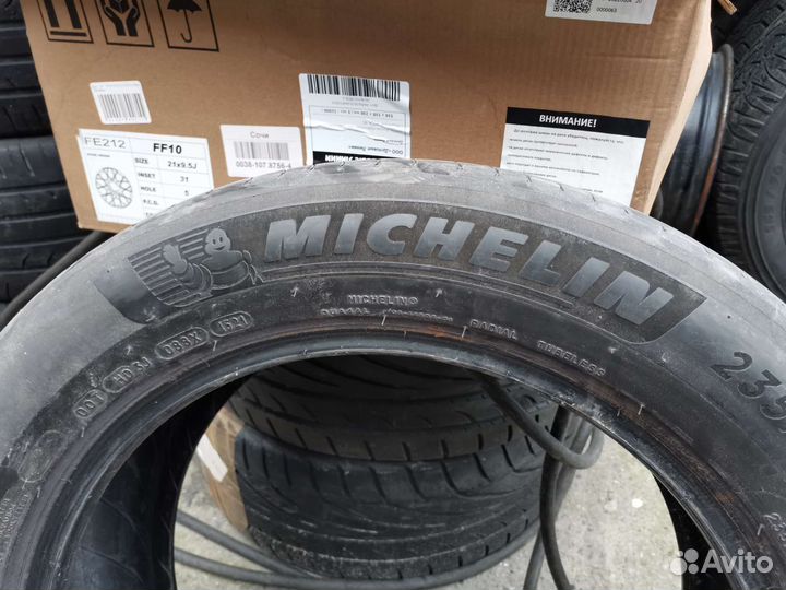 Michelin Primacy 4 235/55 R18