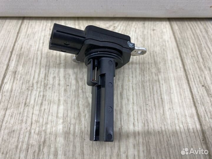 Датчик массового расхода воздуха Subaru Forester