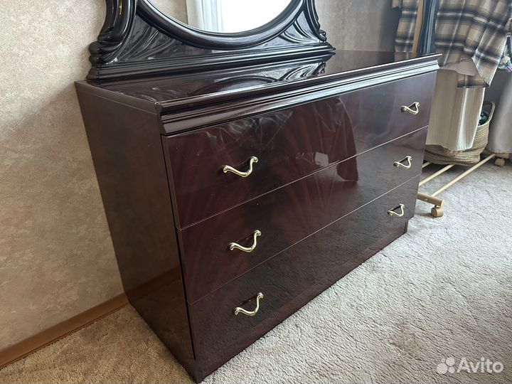 Комод с зеркалом бу