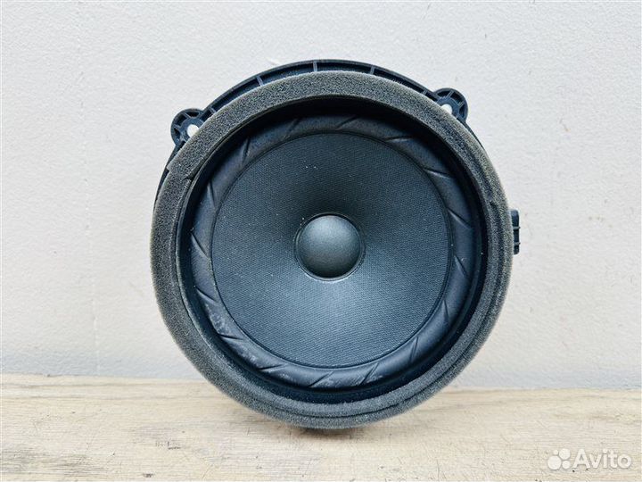 Динамик передний правый Genesis G80 2016-2020