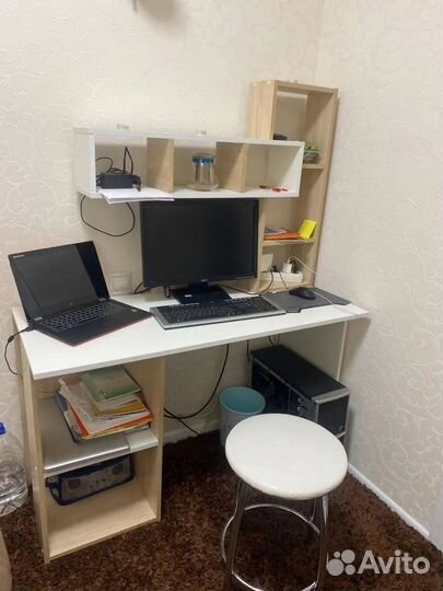 Современный компьютерный стол Дуб сонома/Белый