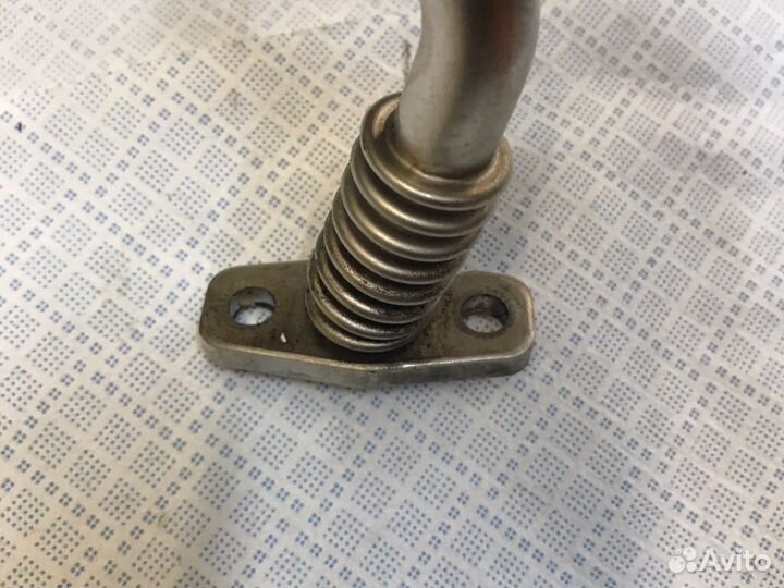 Трубка слив турбины VAG 04L145736E