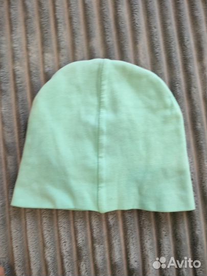 Шапка весенняя для девочки