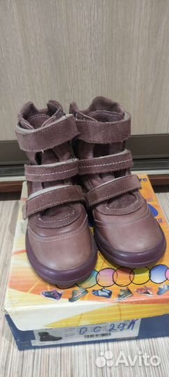 Осенние кожаные ботинки Тотта