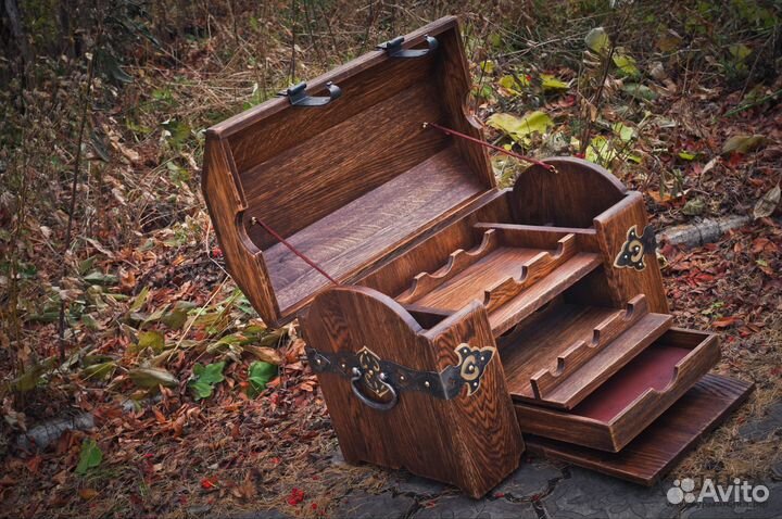 Столяр-краснодеревщик