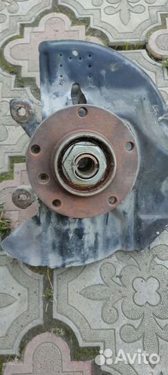 Кулак поворотный e46