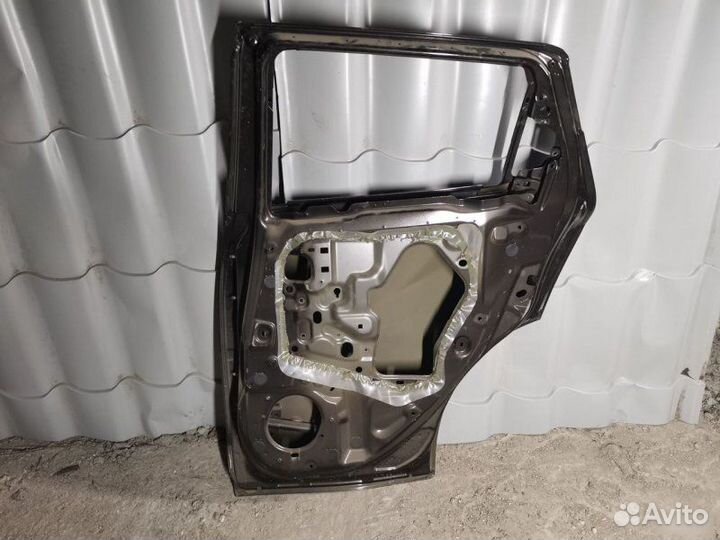 Дверь задняя правая Nissan Juke F15 2011
