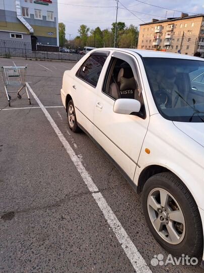 Toyota Vista 2.0 AT, 1999, 310 000 км