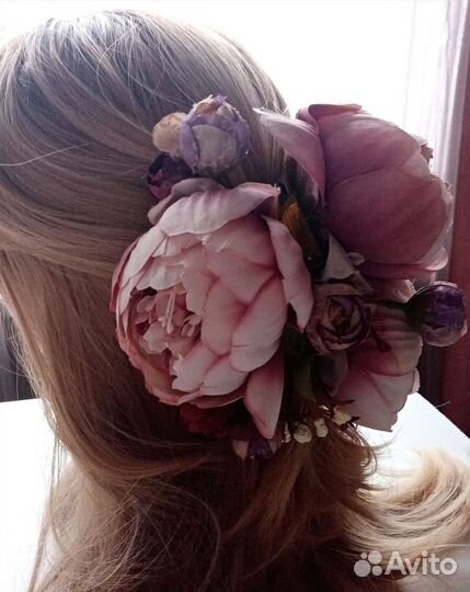 Пионы в украшении для волос