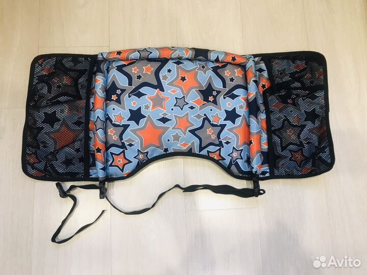 Столик детский в автомобиль