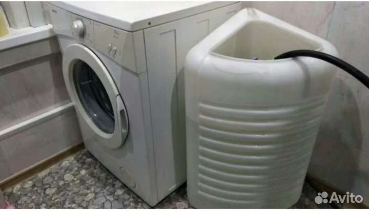 Стиральная машина автомат с баком