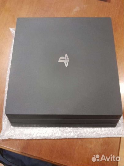 Sony ps4 pro,7208В,по-9.03