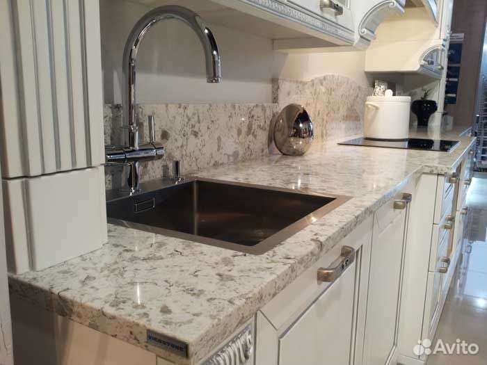 Столешница из камня Кварцевый Агломерат