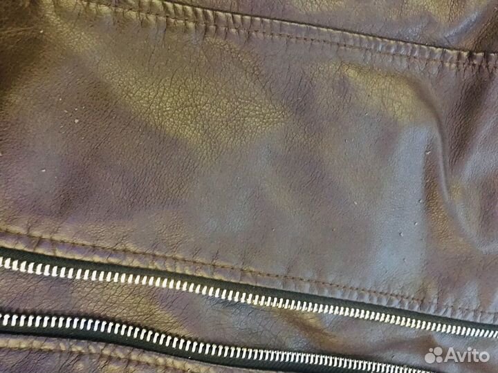 Материалы для поделок: кожзам и кожа