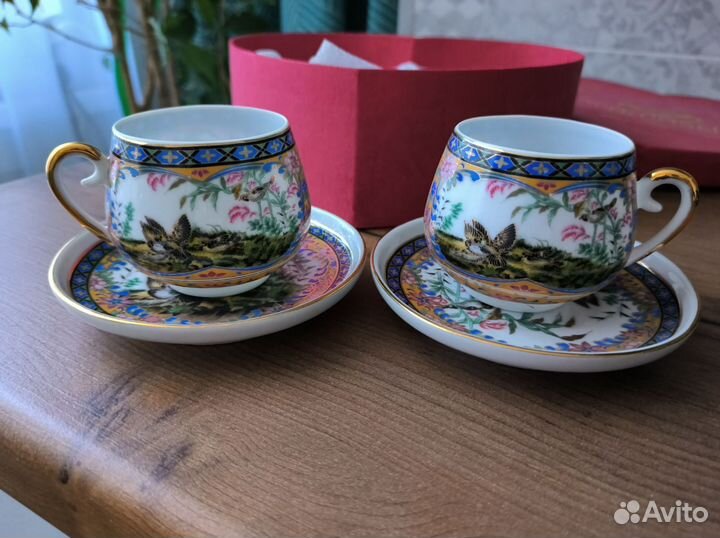 Фарфоровая кофейная пара