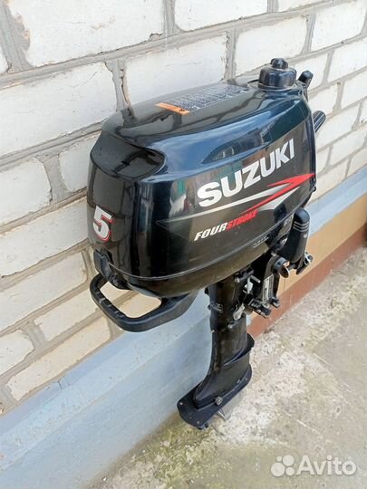 Лодочный мотор