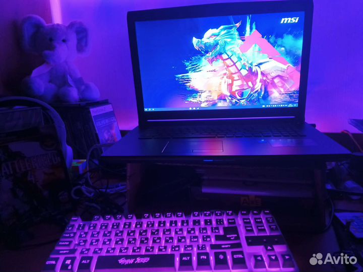 Игровой ноутбук MSI/i5/GTX/12гб/ssd